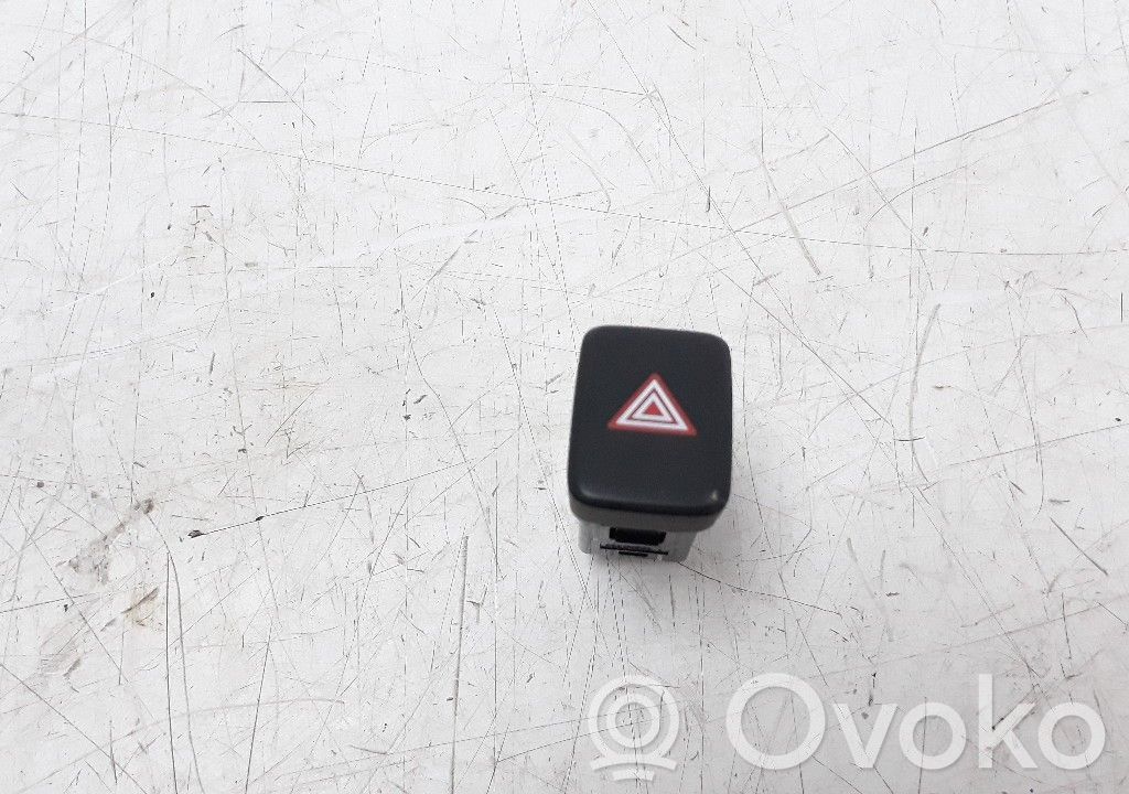 Botón interruptor de luz de peligro   120019510