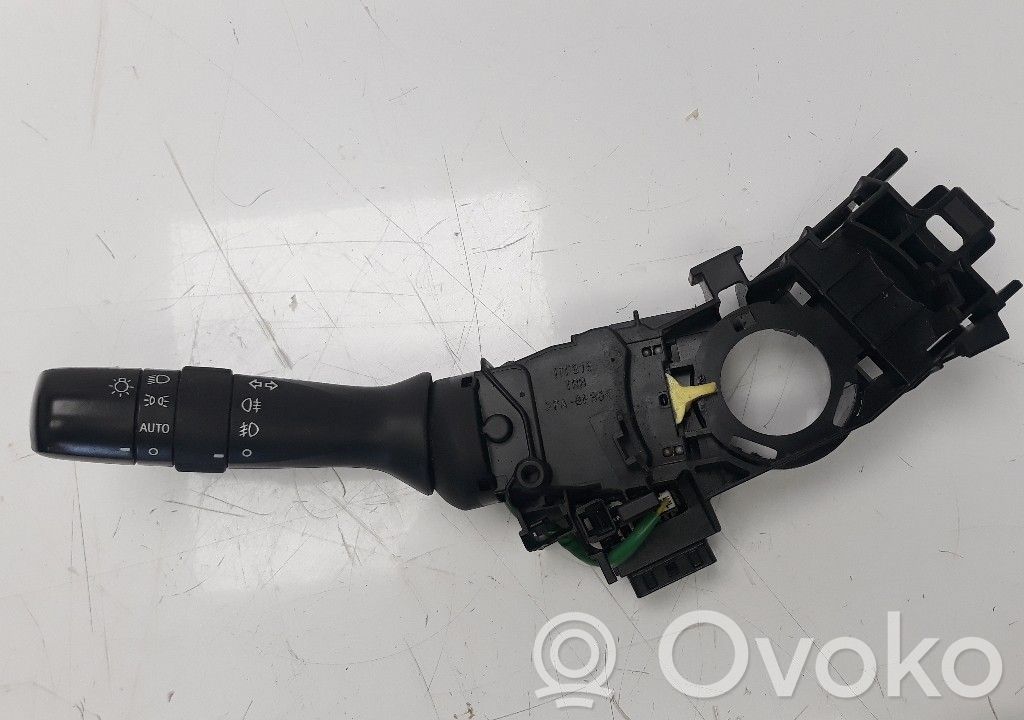Toyota Verso Commodo de clignotant