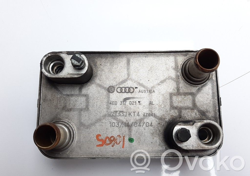 Audi A8 S8 D3 4E Chłodnica oleju 