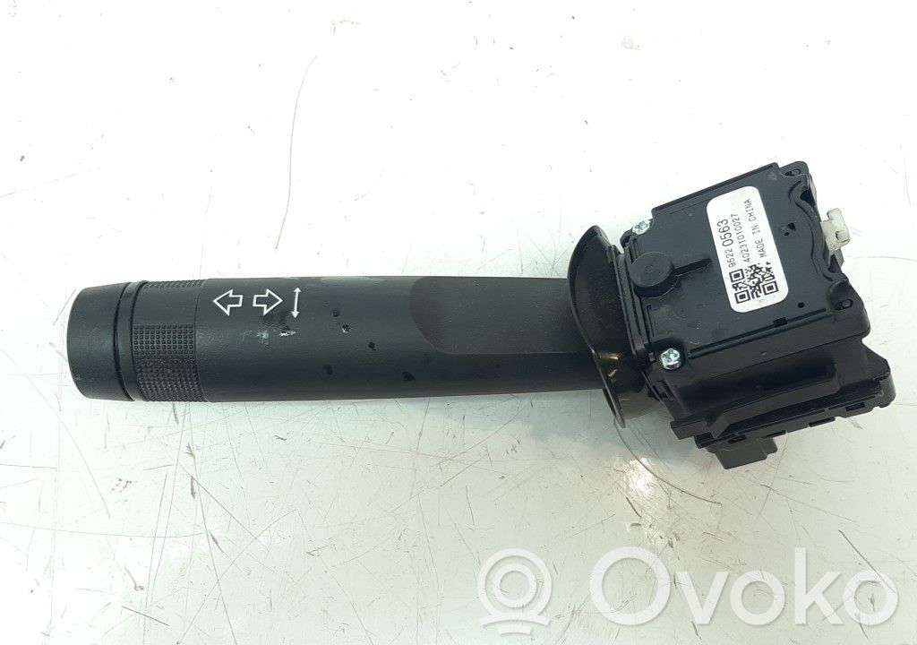 Opel Insignia A Leva indicatori