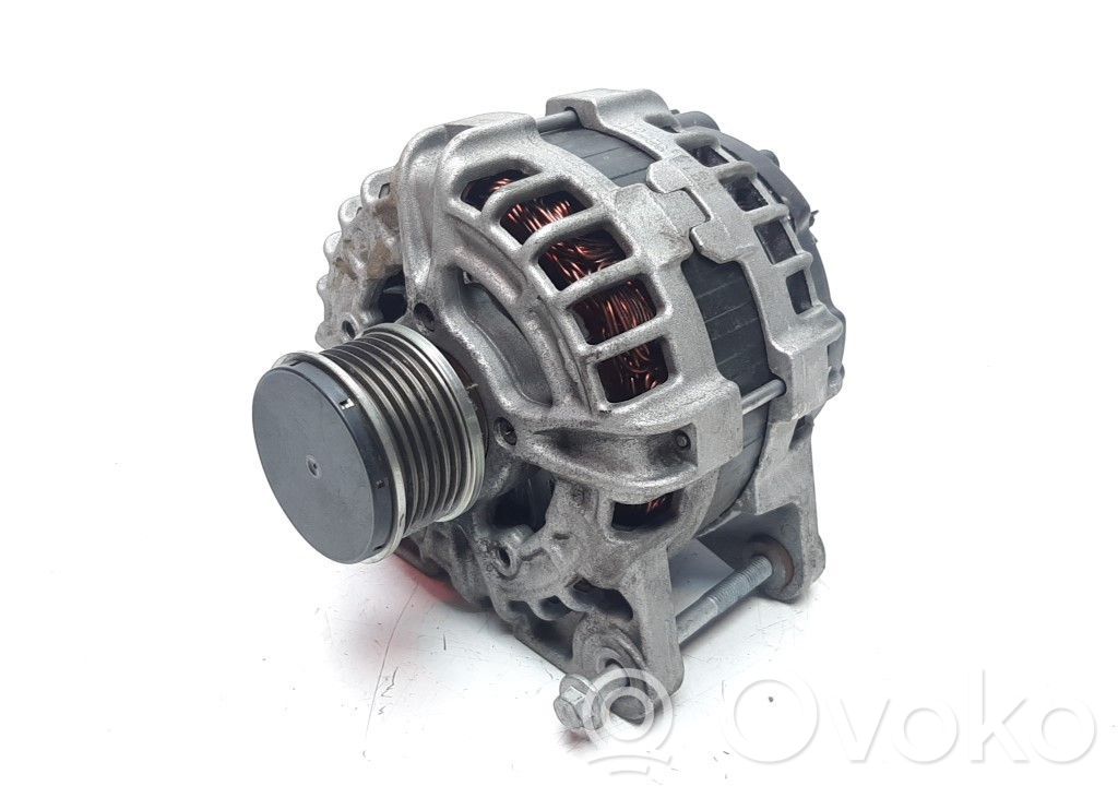 Renault Megane IV Generator/alternator 