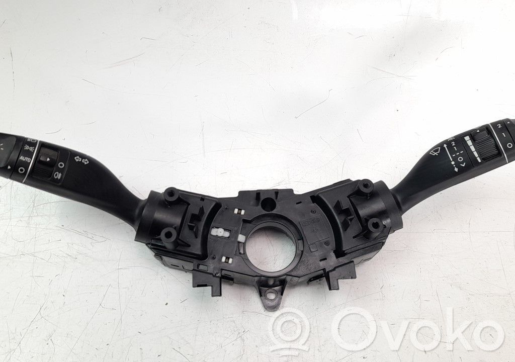 Hyundai Tucson TL Pulsanti/interruttori sul volante