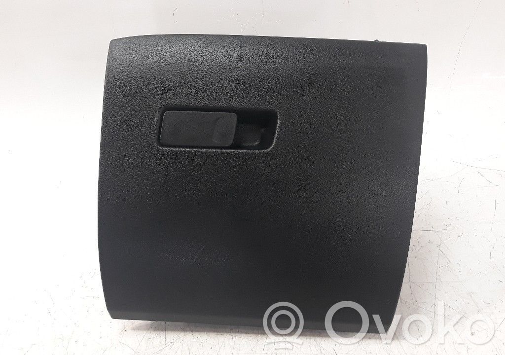 Guantera   5UT24DX9AC