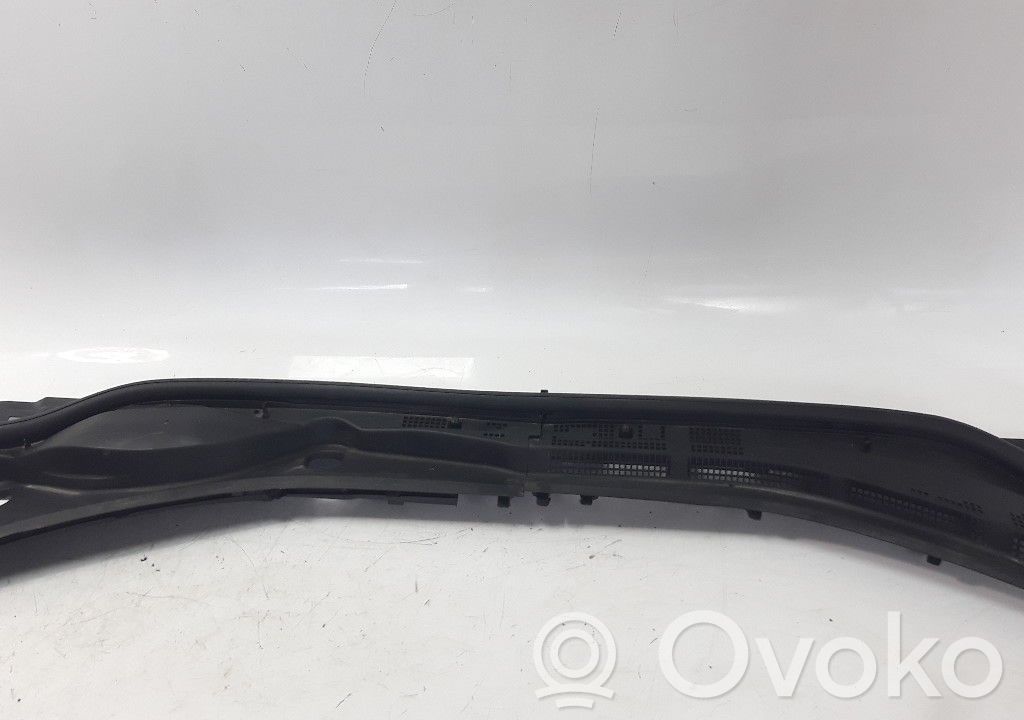 Mazda 3 Tuulilasin lista 
