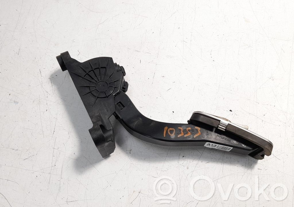 KIA Niro Kiihdytysanturi