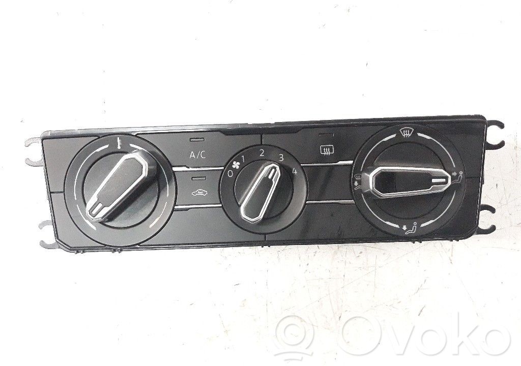 Volkswagen Polo VI Centralina/modulo climatizzatore