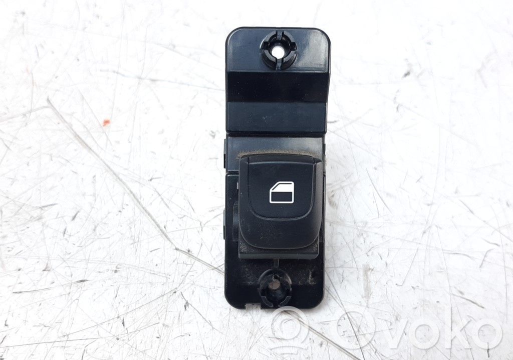 Interruptor del elevalunas eléctrico   93590H8000WK,93590H8000WK