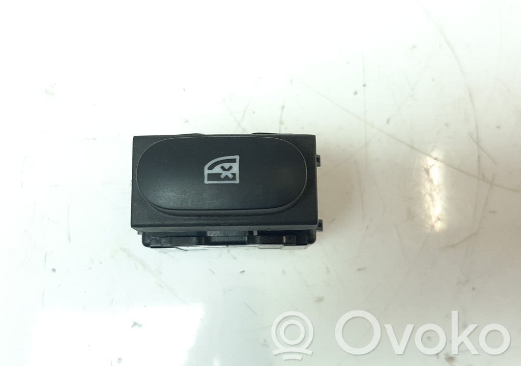 Renault Captur Interruptor de control multifunción 