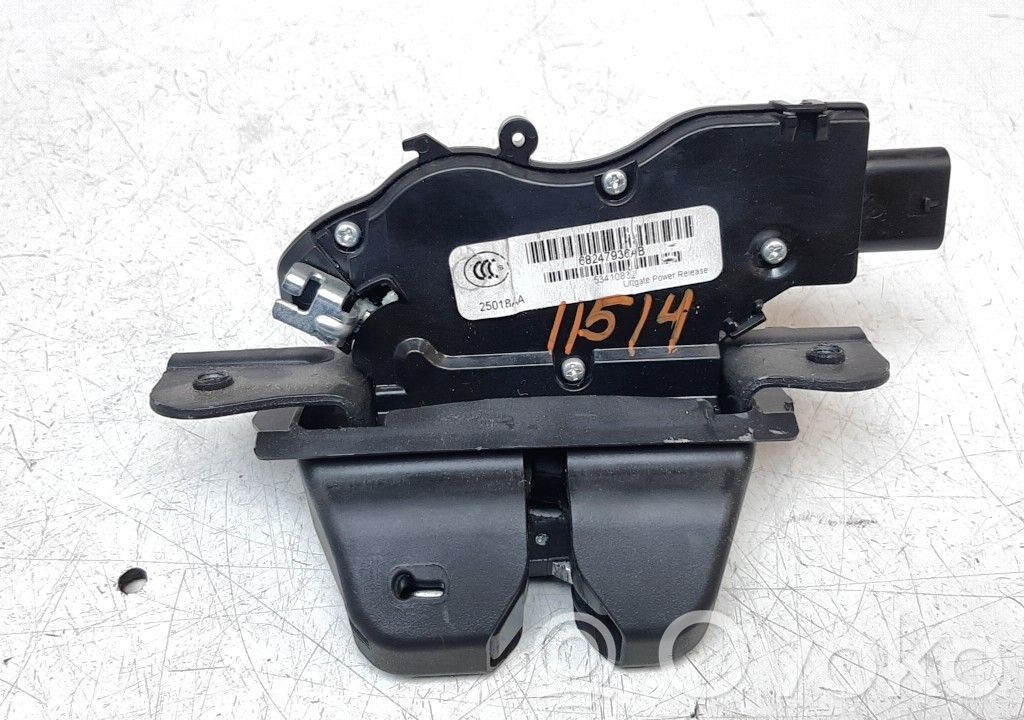 Jeep Compass Tailgate lock latch 