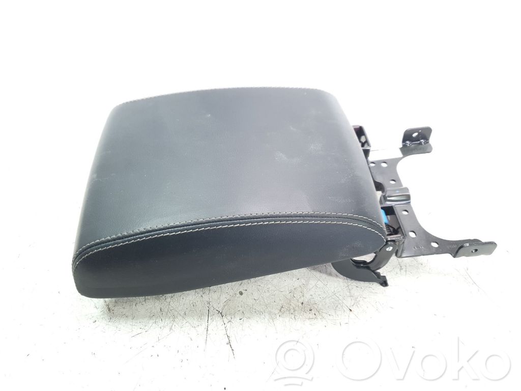 Armrest   J9C3045C74AC0QKW