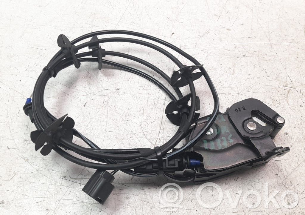 Front door lock   AV1AR218D04AE