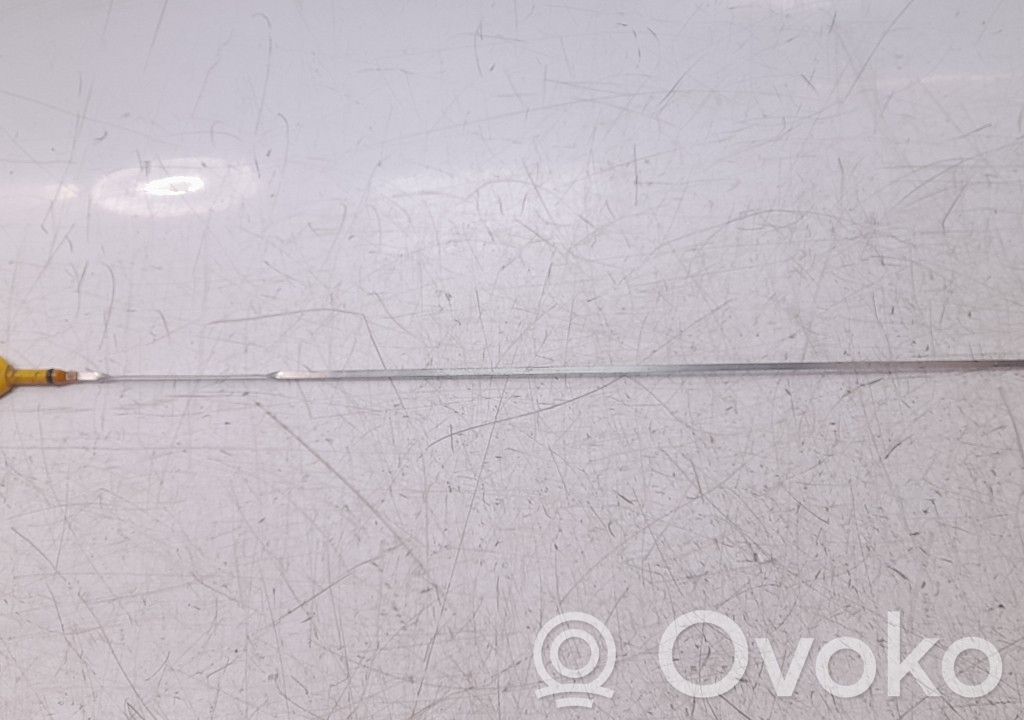Lexus UX Varilla de medición del nivel de aceite 