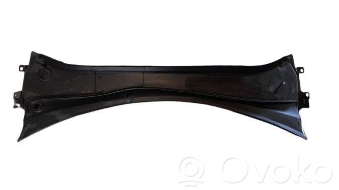 Volvo XC60 Windshield trim 