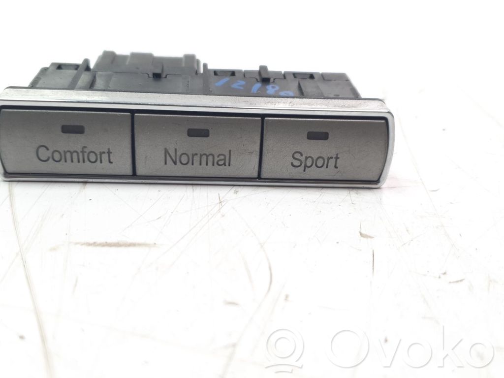 Multifunctional control switch/knob   6M2T7Z155AE