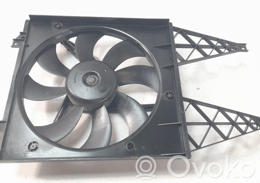 Volkswagen Polo Ventilatore di raffreddamento elettrico del radiatore 