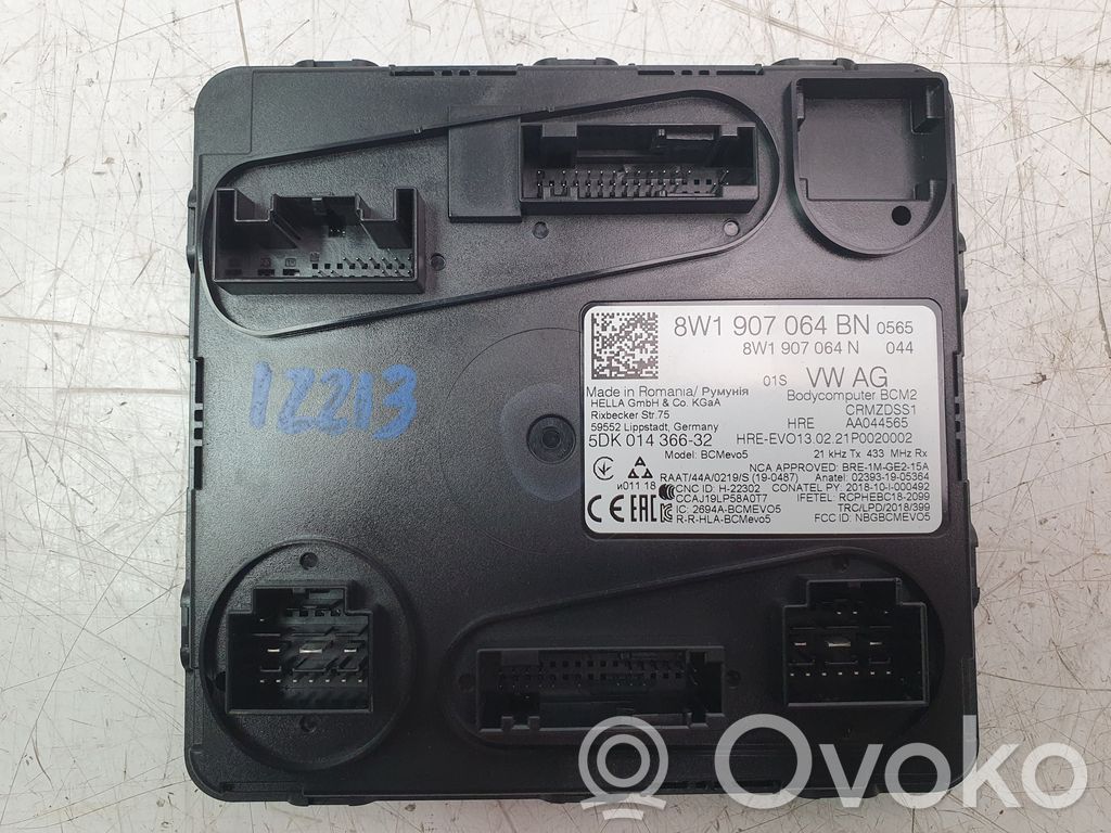 Audi A4 S4 B9 8W Sonstige Steuergeräte / Module 