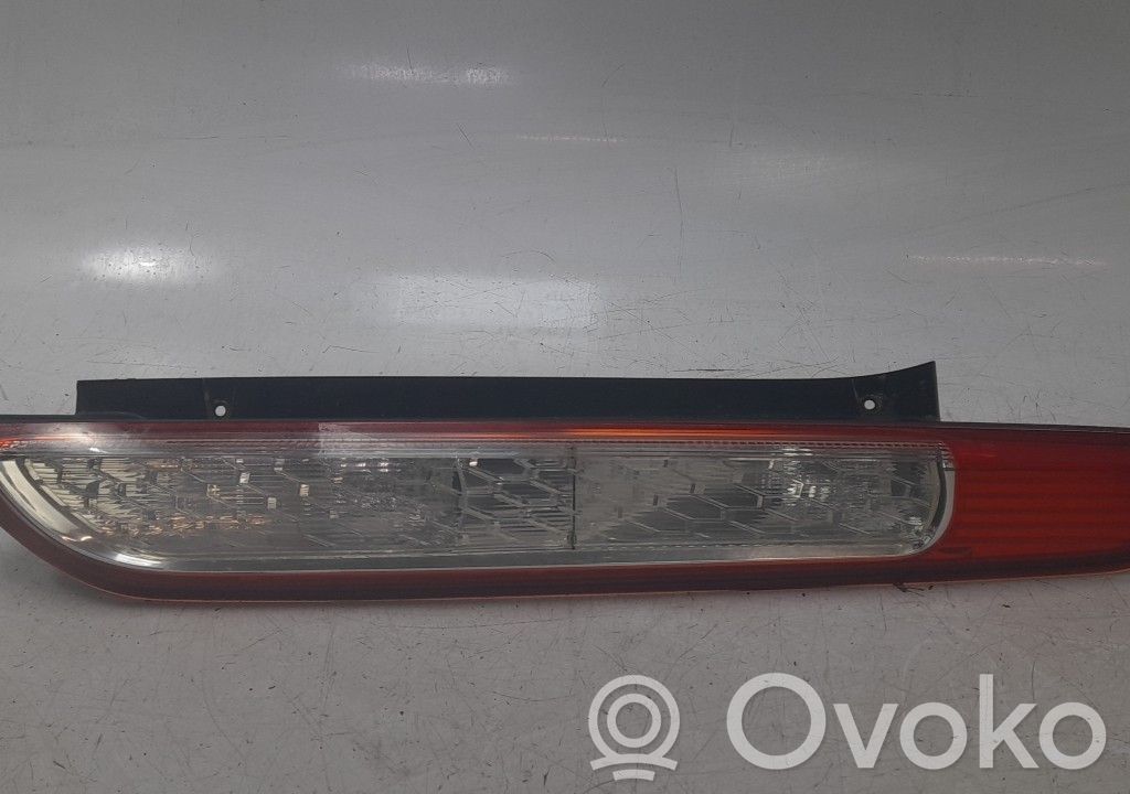 Takavalot   8M5113404A,103F10420772