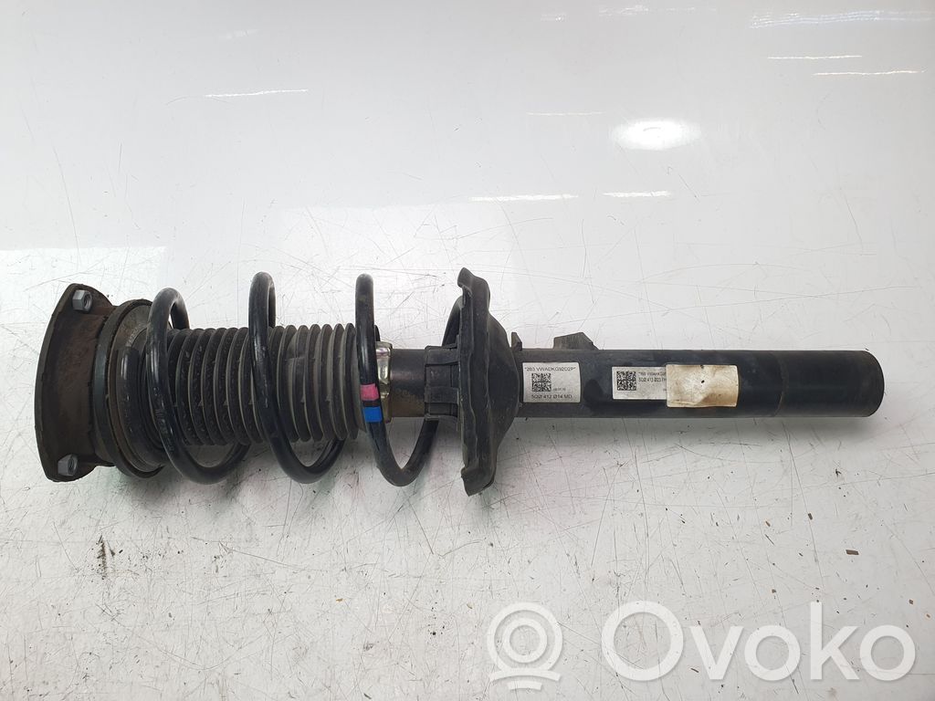 Volkswagen Golf SportWagen Etuiskunvaimennin kierrejousella 