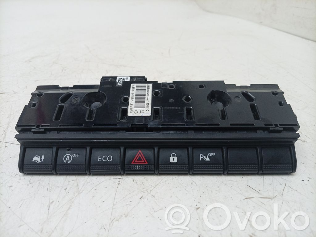 Renault Master III Pulsanti/interruttori sul volante