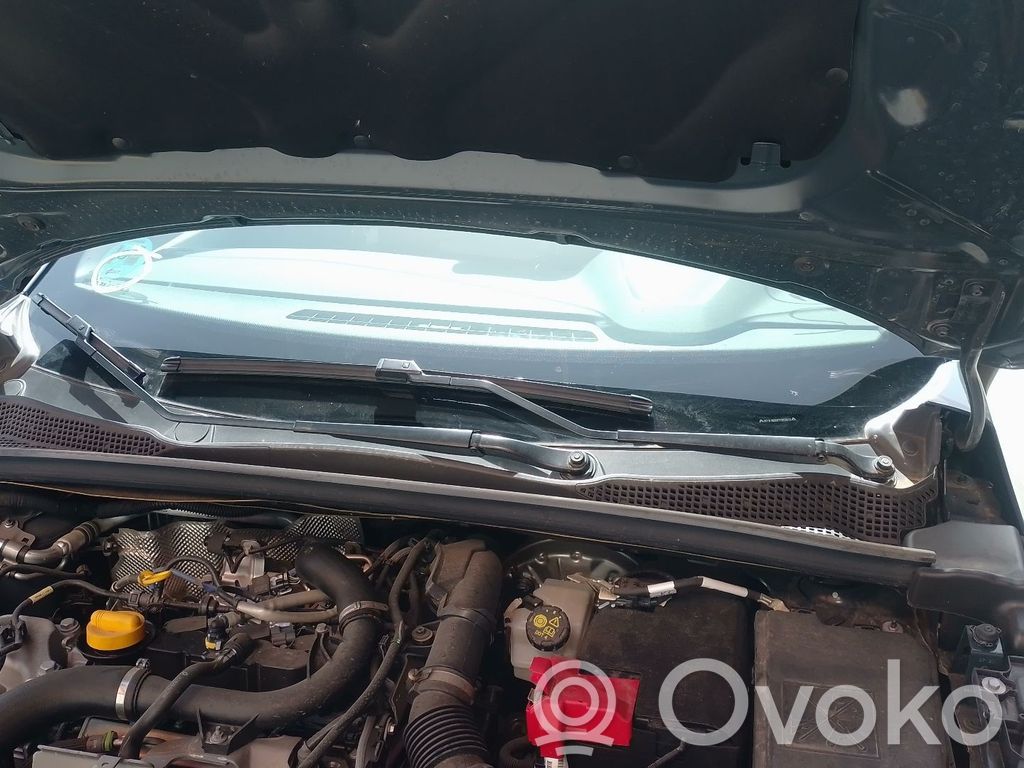 Renault Captur II Moldura del parabrisas 