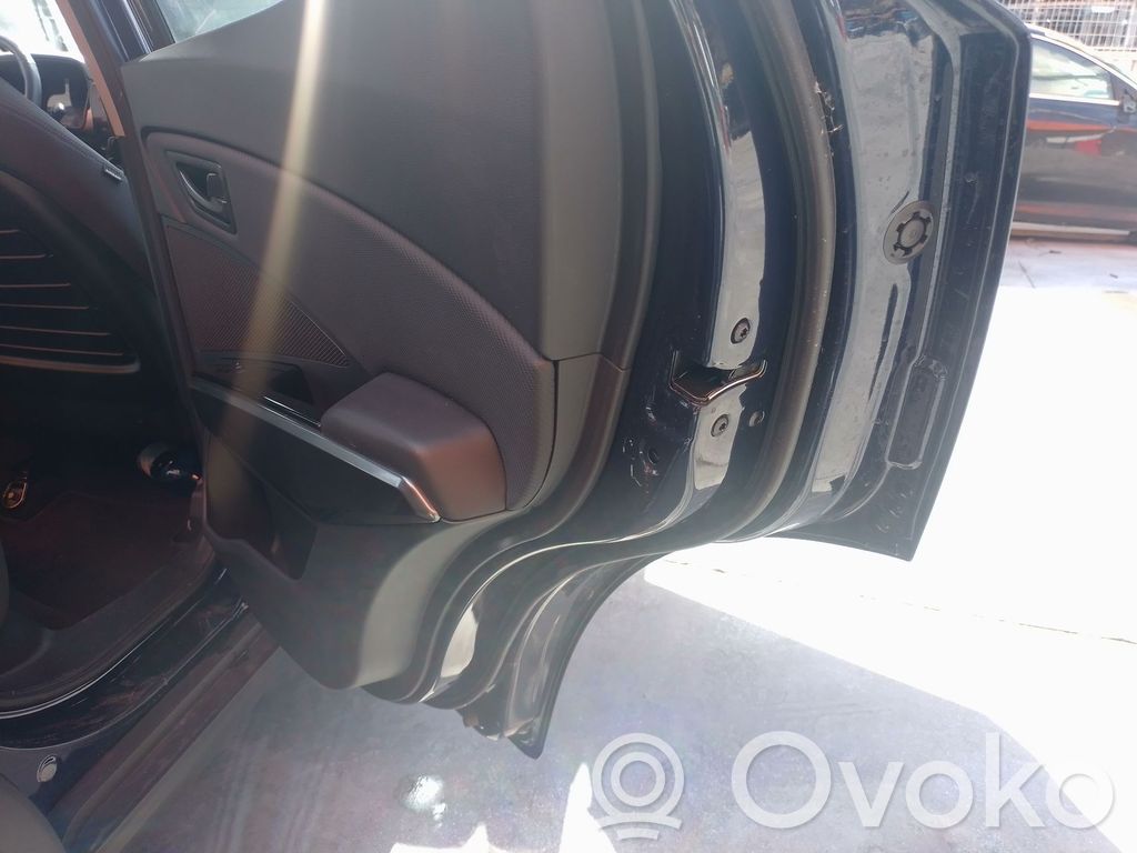 KG Mobility Tivoli XLV Zamek drzwi tylnych