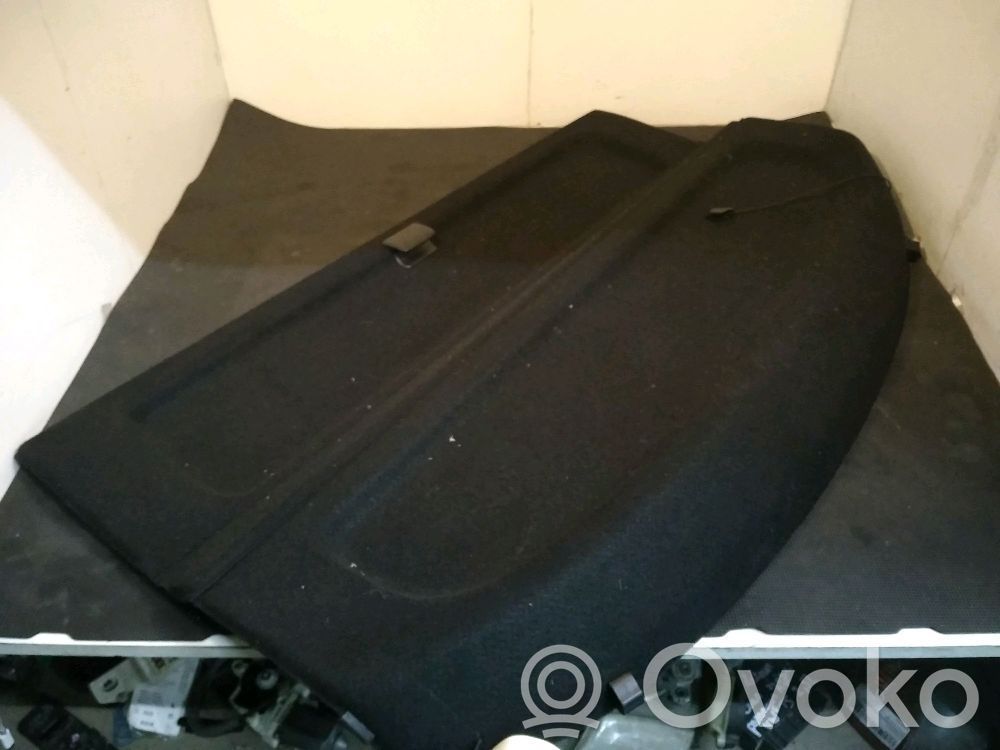 Mazda 3 I Hutablage 
