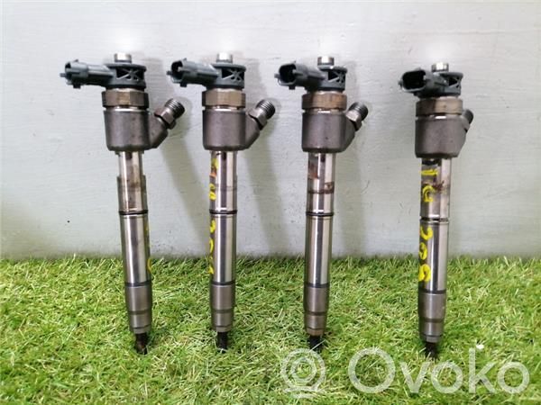 KIA Carens III Inyector de combustible 