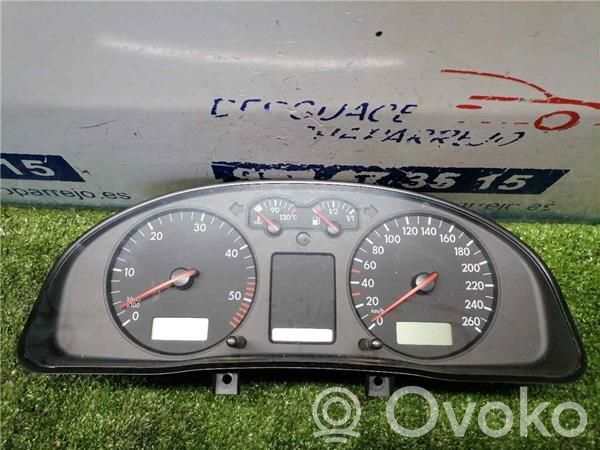Volkswagen PASSAT B3 Nopeusmittari (mittaristo) 