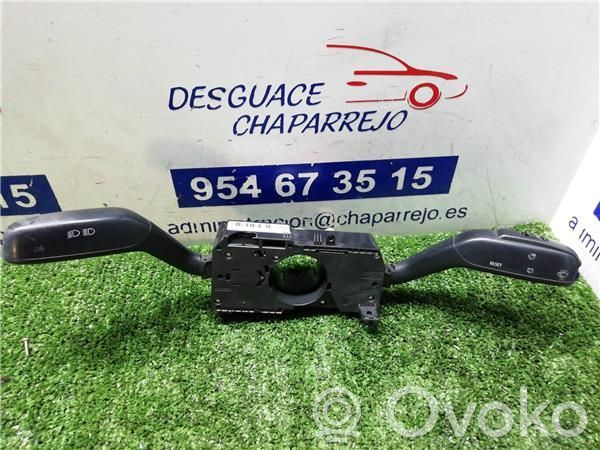 Skoda Roomster (5J) Interruptor de control multifunción 