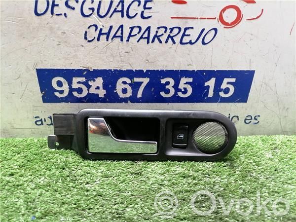 Volkswagen Golf IV Klamka wewnętrzna drzwi tylnych 