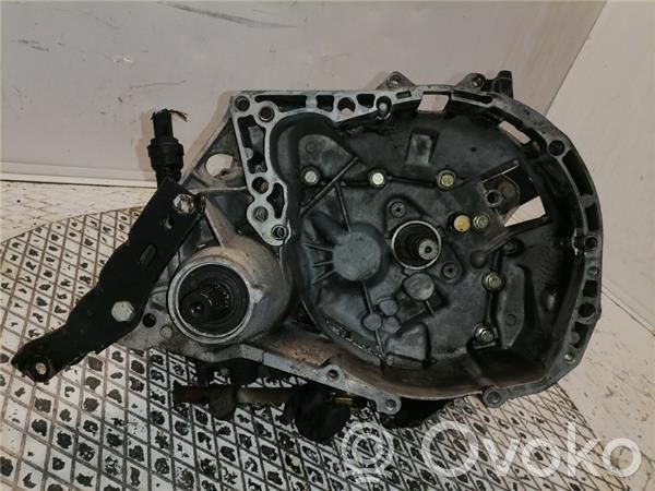 Renault Clio II Scatola del cambio manuale a 5 velocità 