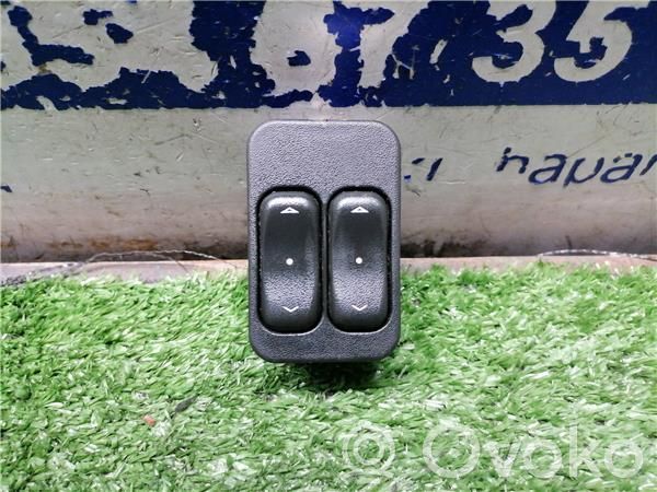 Opel Corsa C Interruttore di controllo dell’alzacristalli elettrico