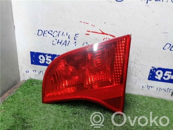 Bec lampă spate   8E9945094,8E9945094