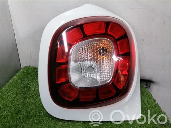 Smart ForFour I Rear tail light bulb 