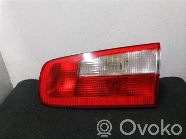 Lámpara de faros/luces traseros