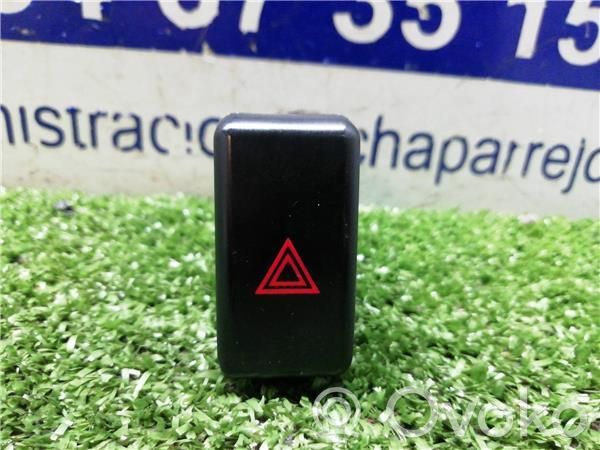 Mazda 3 I Hazard light switch 