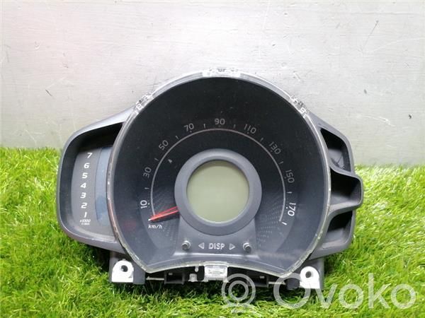 Toyota Aygo AB40 Nopeusmittari (mittaristo)
