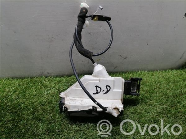 Citroen C3 Front door lock 