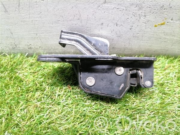 Tailgate/trunk/boot lock/catch/latch
