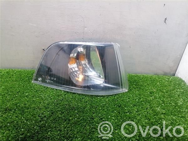 Volvo S40, V40 Kierunkowskaz przedni 