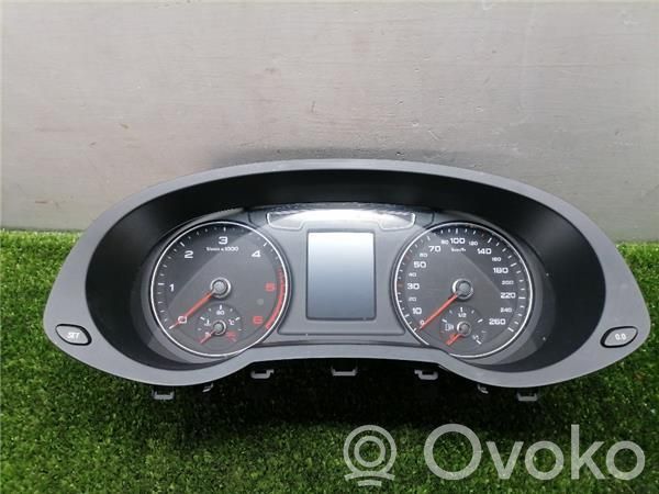 Audi RS Q3 Vitezometru (grup de instrumente) 