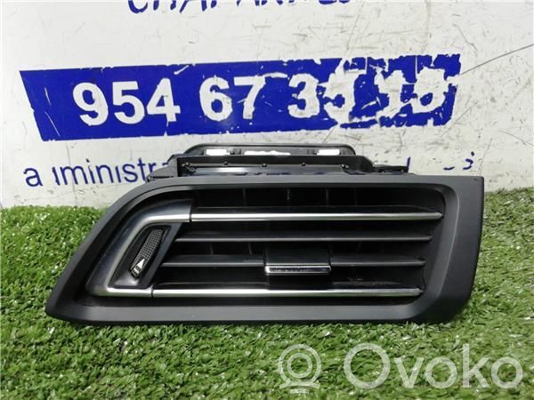 Peugeot 308 Griglia di ventilazione centrale cruscotto