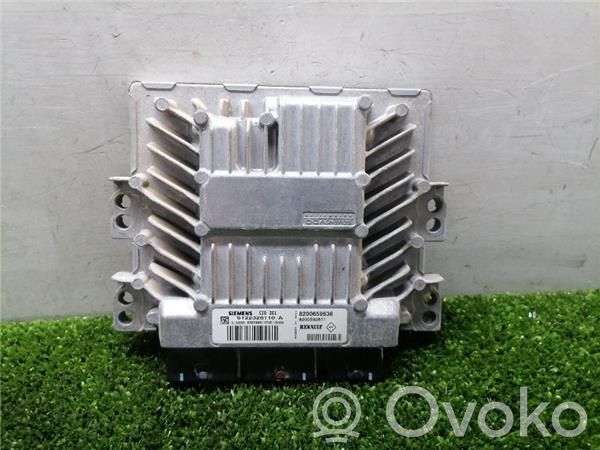 Renault Megane II Unitate control motor/modul ECU 