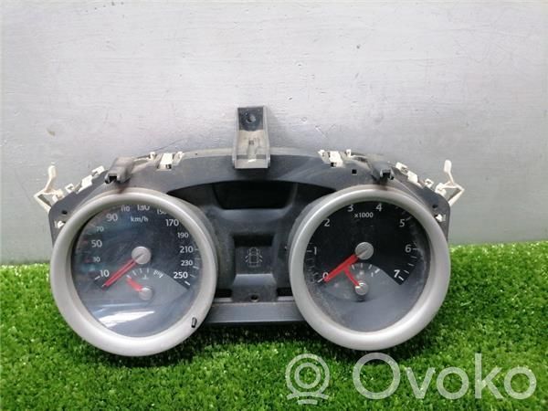 Renault Megane II Tachimetro (quadro strumenti) 