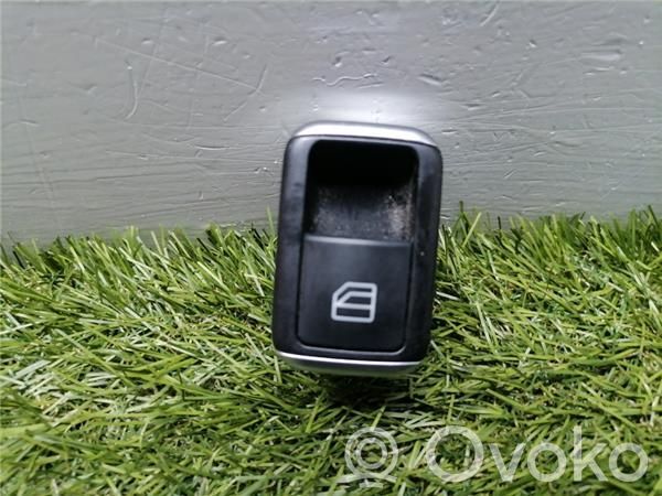 Mercedes-Benz C AMG W202 Interruttore di controllo dell’alzacristalli elettrico