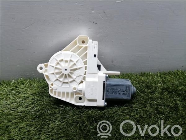 Audi Q5 SQ5 8R Motorino deflettore/vetro