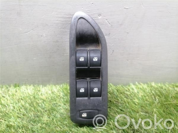 Renault Laguna II Przyciski szyb 