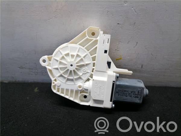 Audi Q3 8U Motorino deflettore/vetro