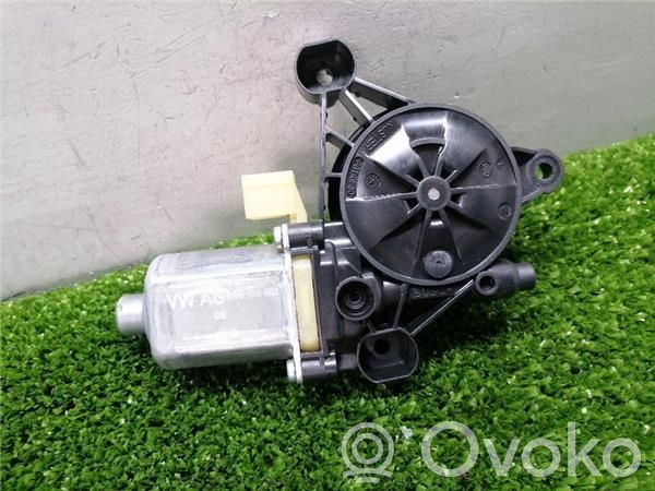 Audi A4 S4 B9 Motorino alzacristalli della portiera anteriore 