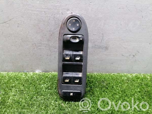 Citroen C5 Electric window control switch 